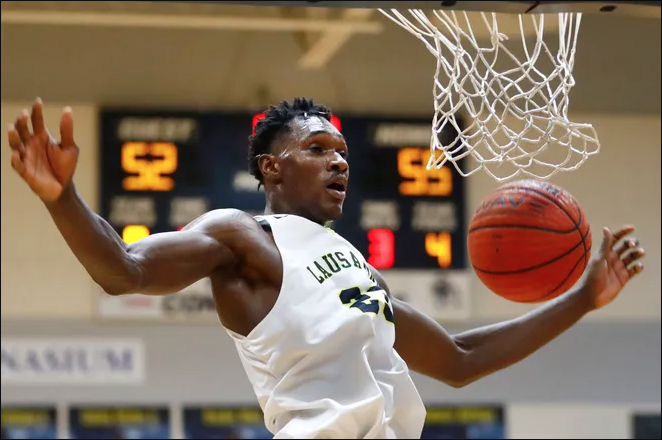 2021 Draft Watch: First Look at Moussa Cisse