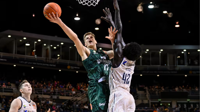 Analyzing Mantas Rubstavicius and Alex Toohey in an NBL Play-In Qualifier Game
