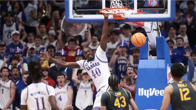 Assessing Flory Bidunga, Darryn Peterson, and Cameron Carr in the Kansas-Baylor Game